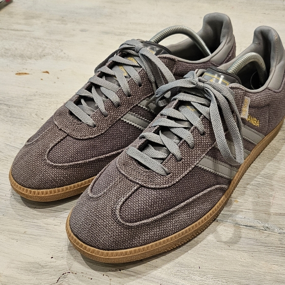 adidas gazelle silver green womens adidas Samba OG Shoes - Men's - Grey Five / White / Gum main image 1